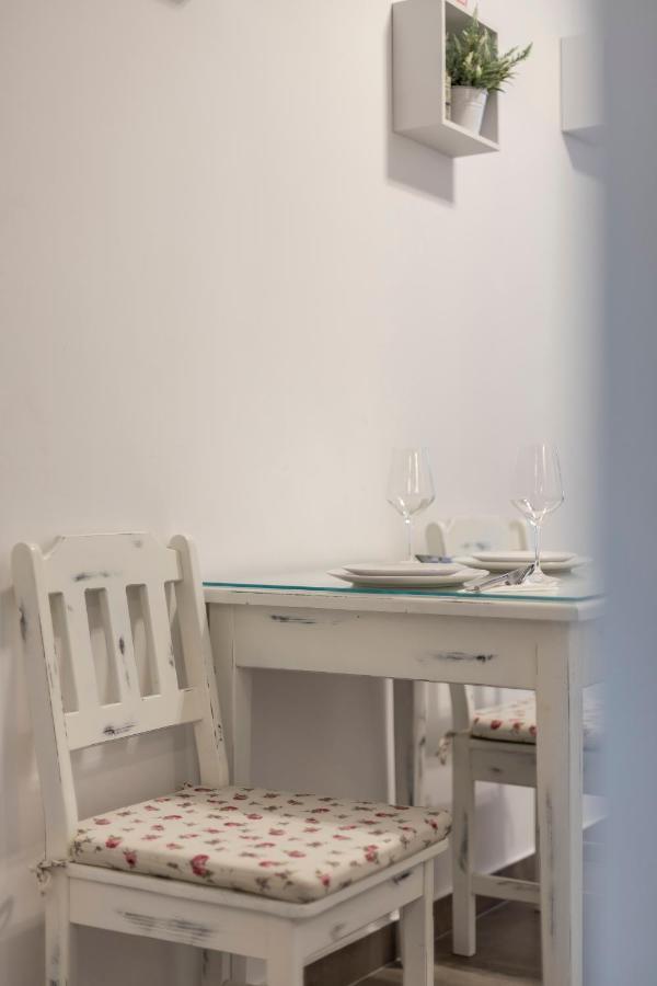Studio Apartments Insula Сплит Экстерьер фото