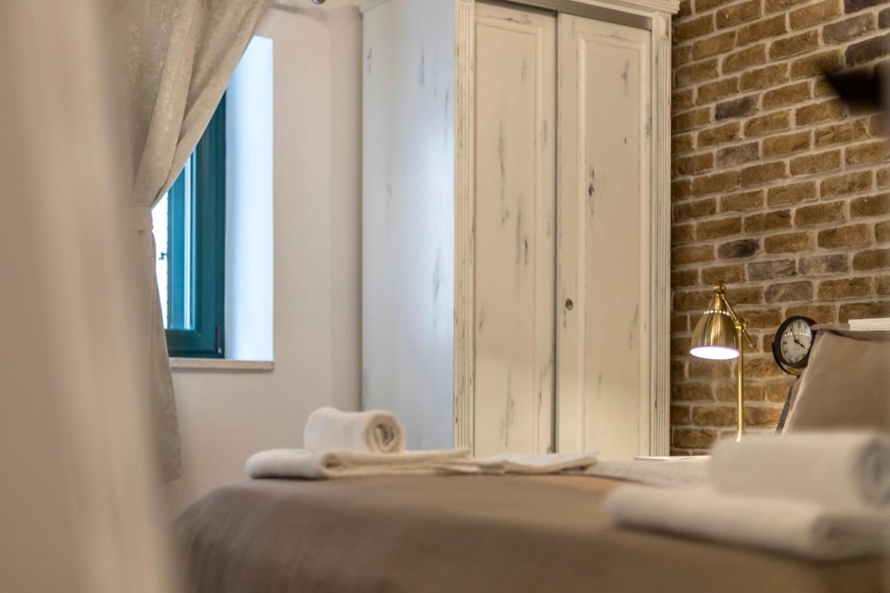 Studio Apartments Insula Сплит Экстерьер фото