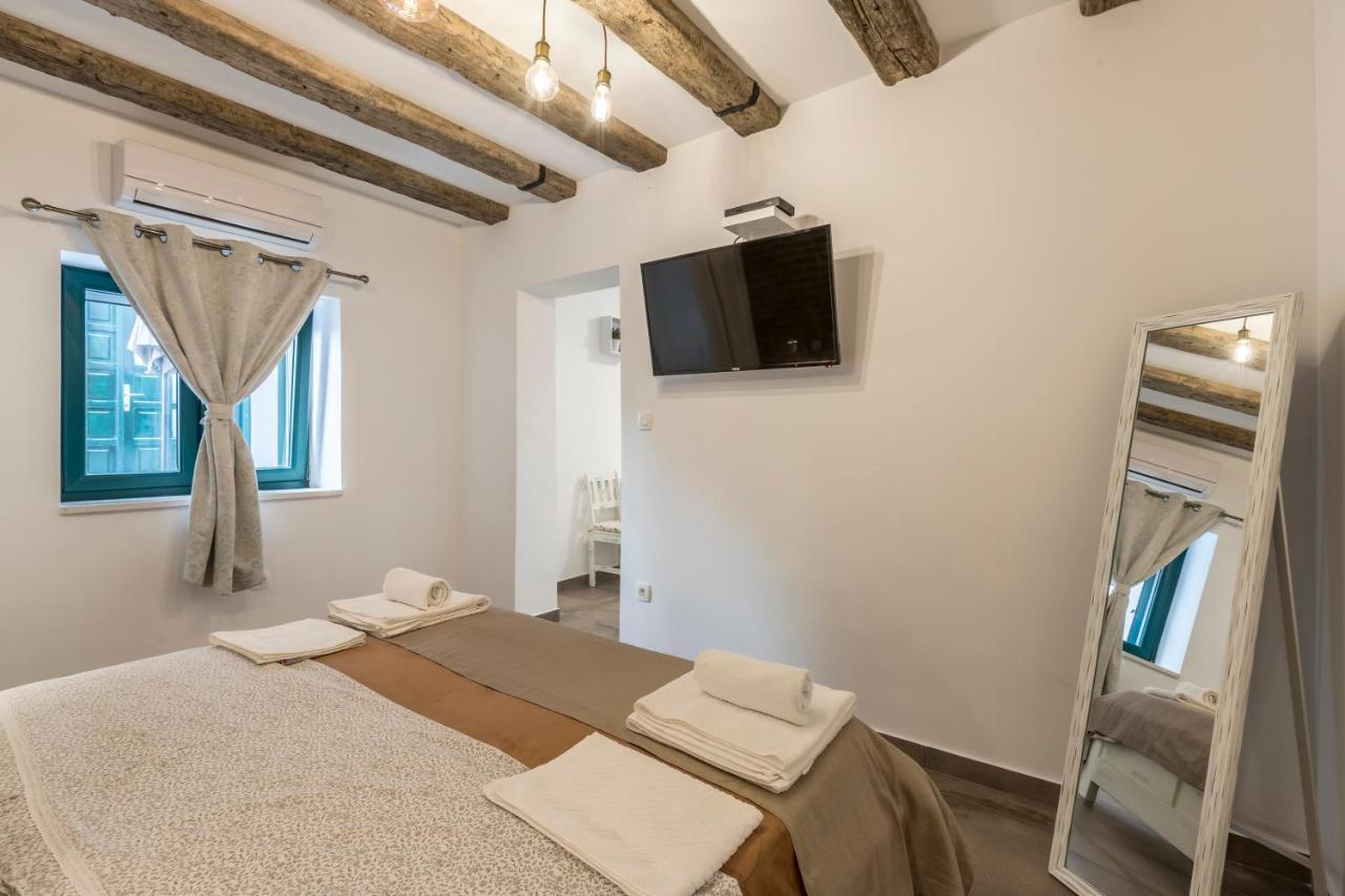 Studio Apartments Insula Сплит Экстерьер фото