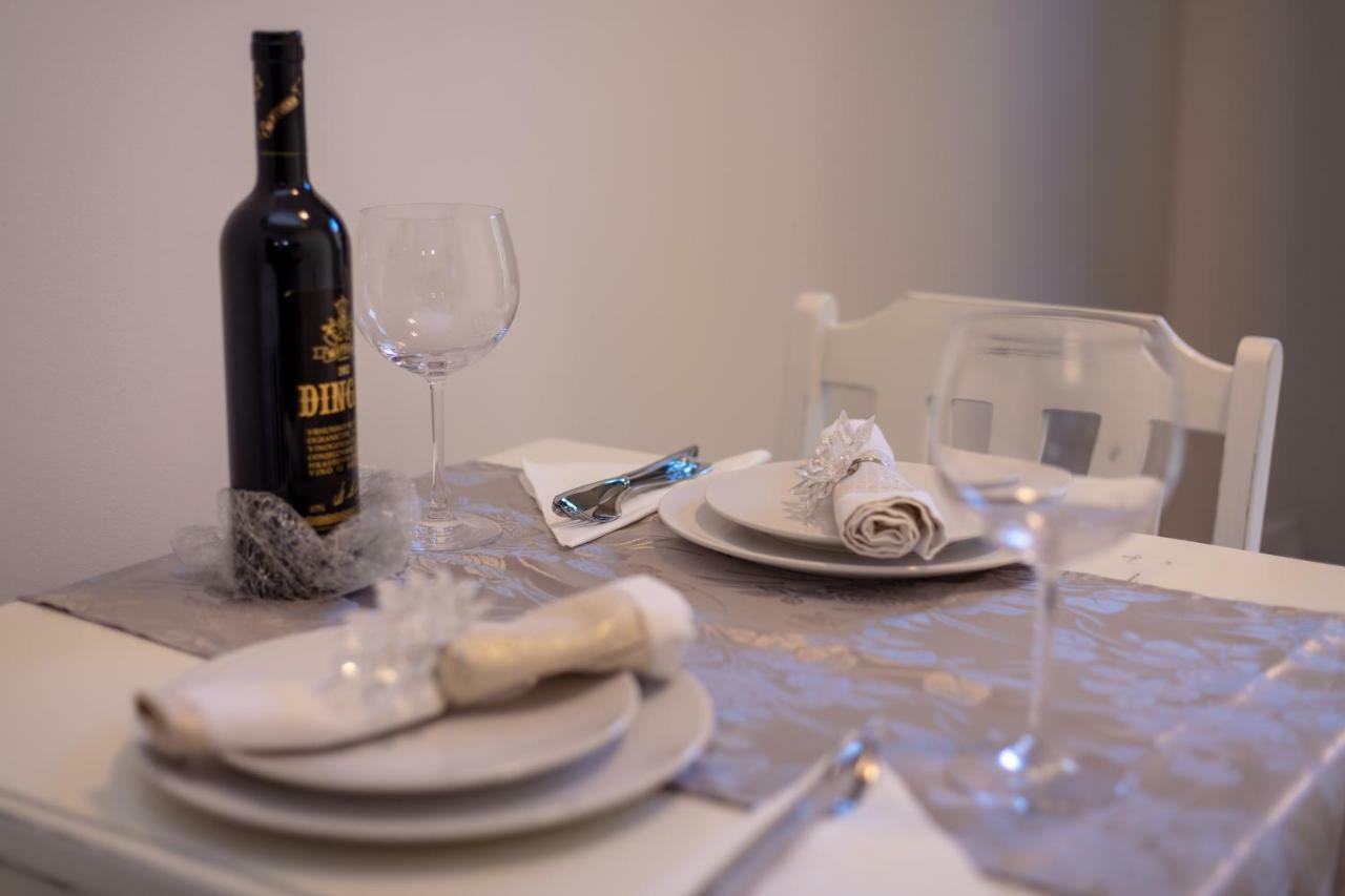 Studio Apartments Insula Сплит Экстерьер фото